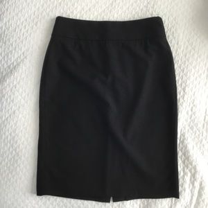Lightweight Wool Pencil Skirt Banana Republic Sz 0